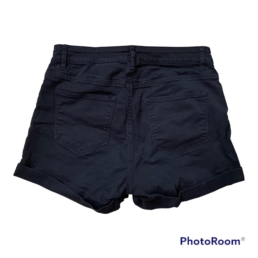 Shorts Set - Picture 5 of 6